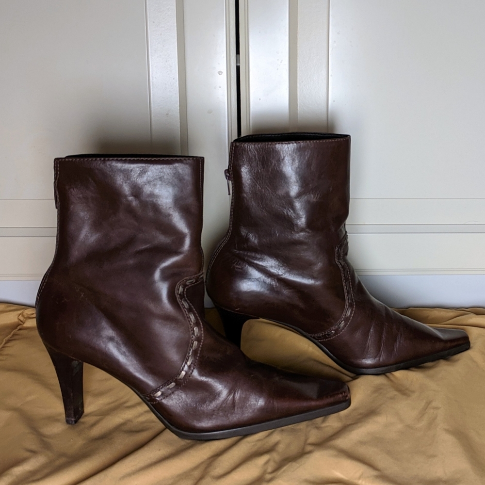 Unisa Keith 10B Brown Leather Pointy Toe Boots